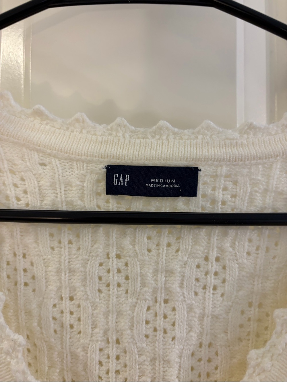 GAP Ivory Open-Knit Scallop-Edge Button Cardigan - Picture 4 of 6